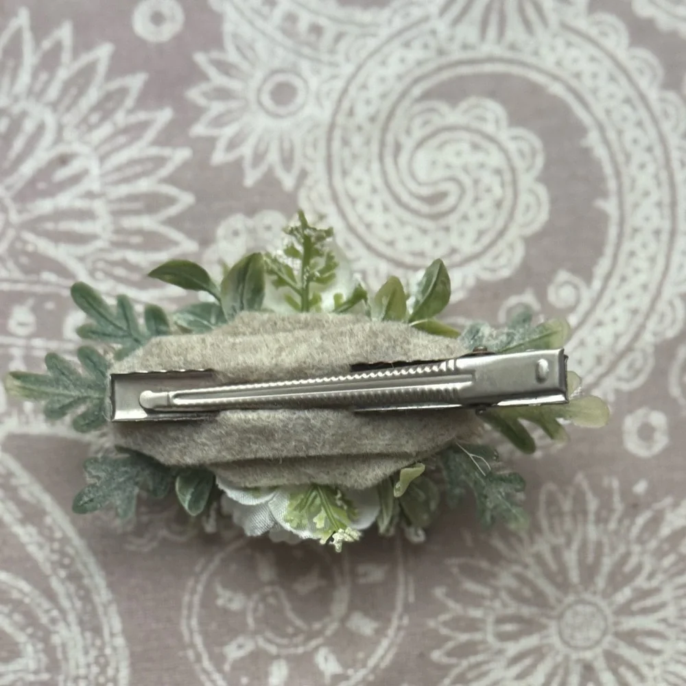 Floral Butterfly Hair Clip - Cream and Green